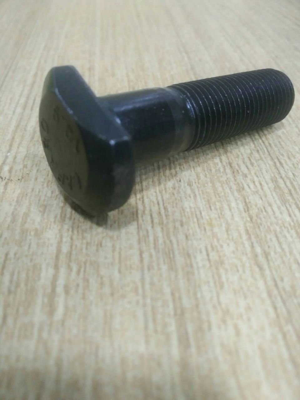Fastener product photo 18